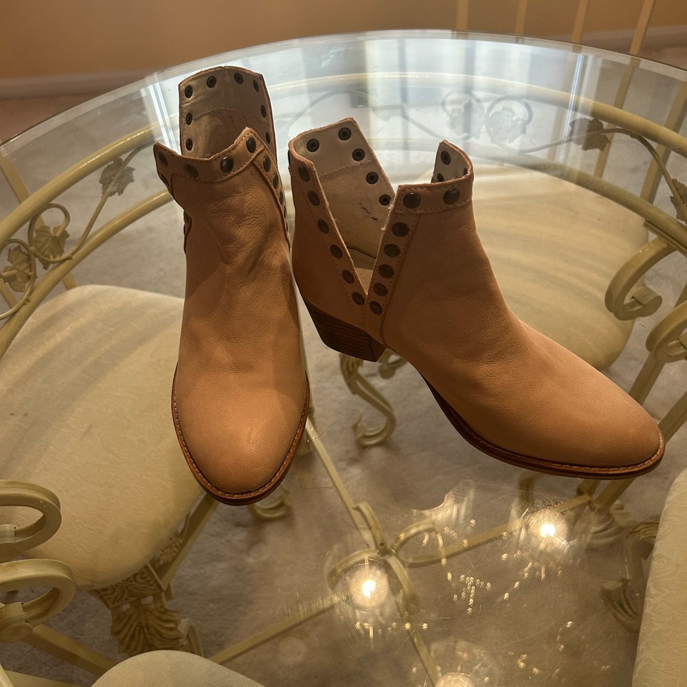 Elegant Tan Ankle Booties